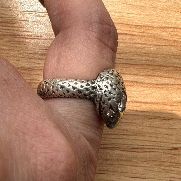 One of a Kind Vintage Sterling Silver Snake Ring with Round CZ Center size 9.5 - Picture 5 of 10